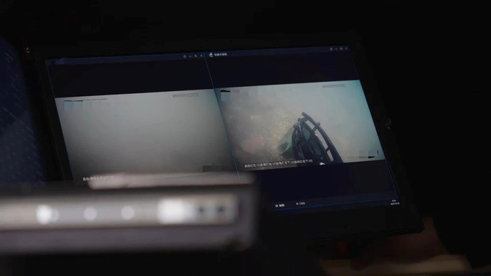 △无人潜航器对疑似未爆弹信号目标物进行转运