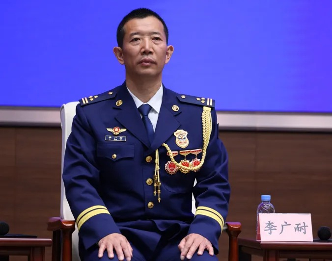 中国救援队队长、北京市消防救援总队副总队长 李广耐（图片来源：国家消防救援局网站）
