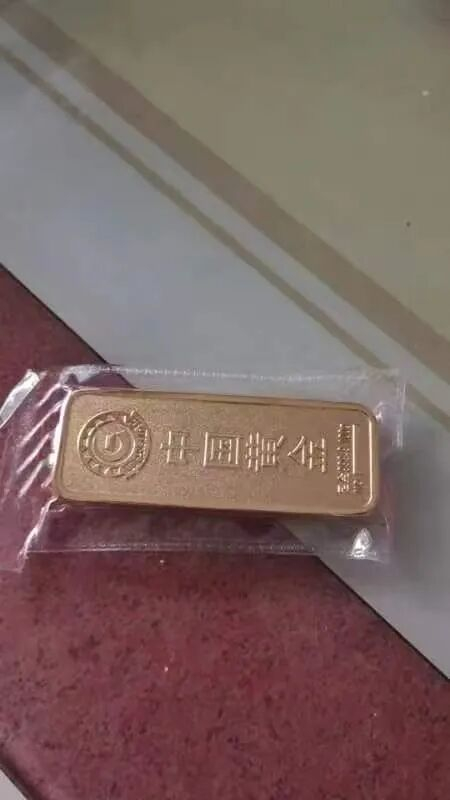 100g的假金条。图/受访者提供
