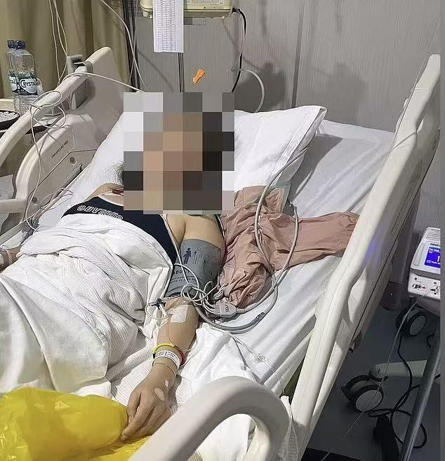 ▲李女士在医院接受治疗