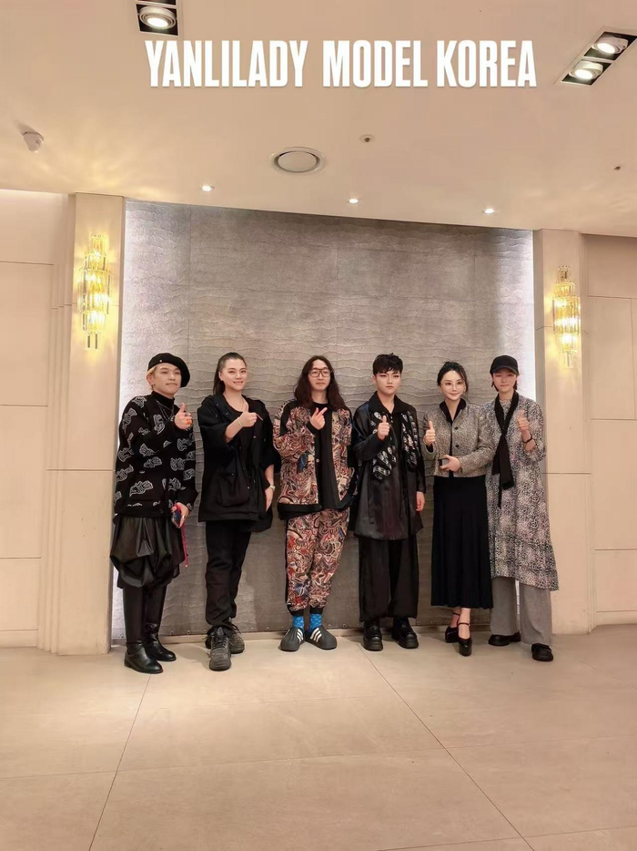 yanlilady中韩首尔明星颁奖盛典圆满落幕,以时尚为媒架设文化交流桥梁