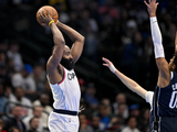 哈登爆砍35分 创本赛季任意球员上半场得分新高