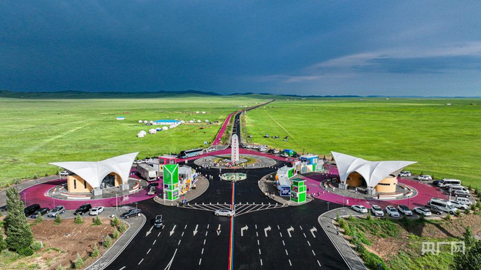 西乌珠穆沁旗“99号公路”起点（央广网发  西乌珠穆沁旗委宣传部供图）