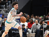 受犯规影响！三球仅出战25分钟 14中7&三分7中1拿到18分4板7助
