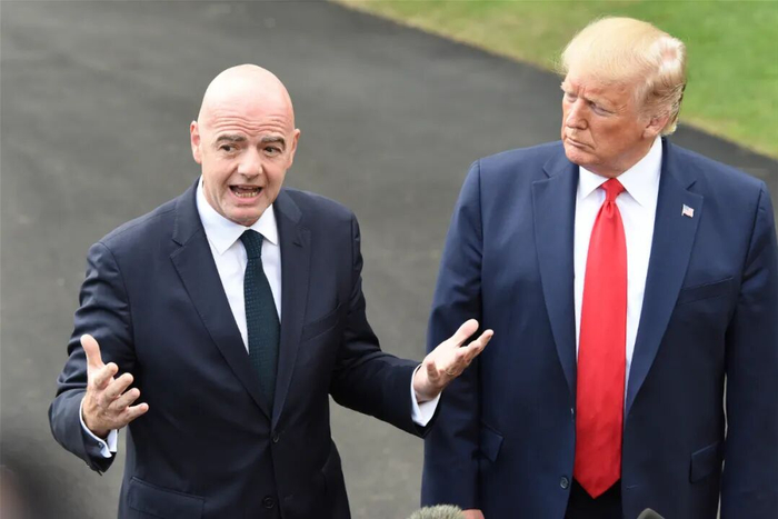 因凡蒂诺（左）与特朗普（右） 图/中新社记者 陈孟统 摄