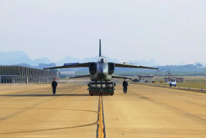   作者：陈晨潭、许景城、刘祁昶、蔡佳霖、蒋映洲、龙佳运