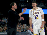 首发太强势！湖人半场替补仅拿6分 快船替补贡献16分
