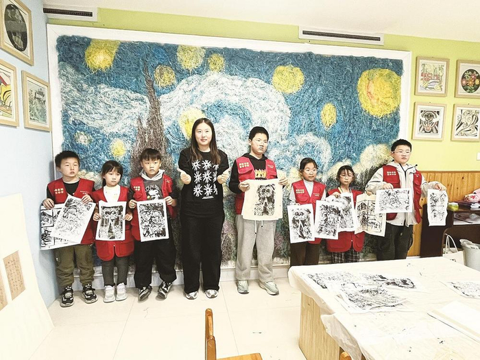 拓印传千年少年承非遗__财经头条__新浪财经