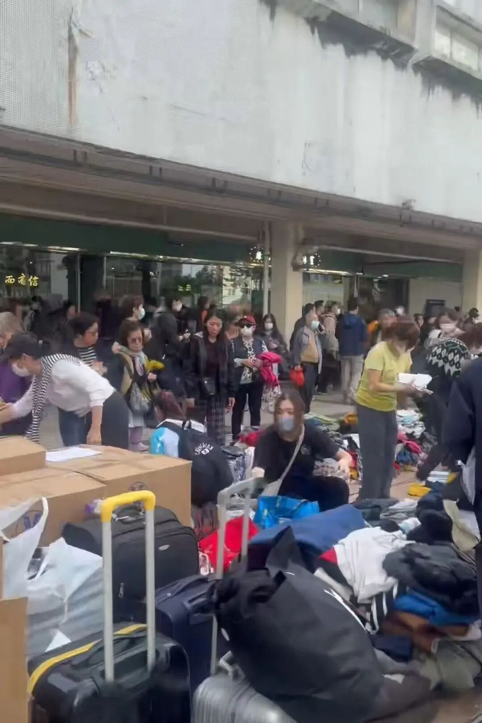 多位灾民表示，当下最想找个地方安顿下来。图/受访者提供