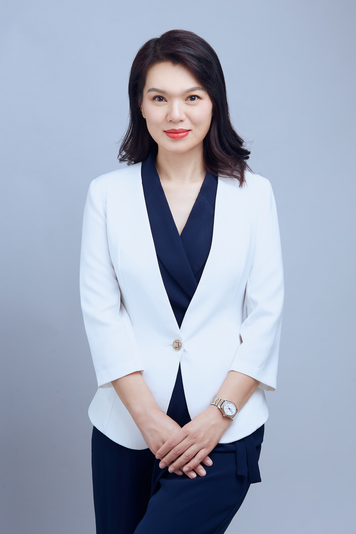 中央民族大学教授蒋爱花