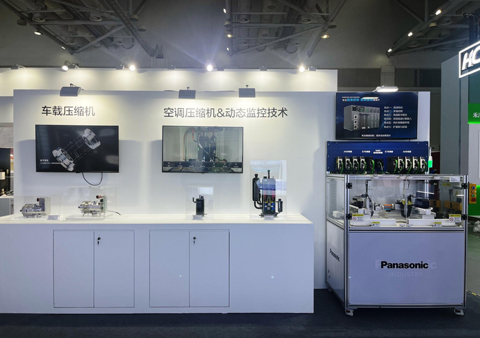 图:2025全球智能机械与电子产品博览会松下展台-智能制造展区