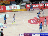 黄雀在后！纪卓积极追防 起飞大帽扇飞范子铭上篮