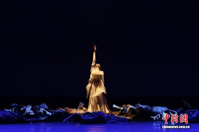 图为《胡笳十八拍》剧照。 鄂尔多斯市乌兰牧骑供图