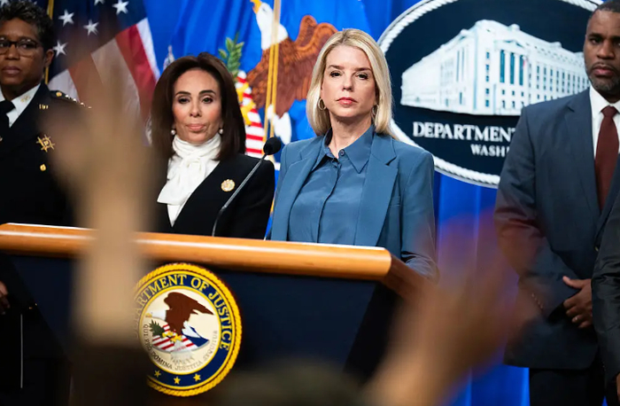 △美国司法部长帕姆·邦迪