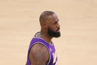 詹姆斯：NBA历史得分王从来不是我的目标 我更希望当助攻王/MVP等