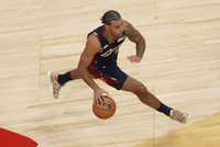 眼花了？骑士第三节前半节以28-9净胜马刺19分