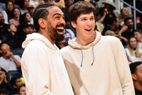 文森特：我们很依赖里夫斯&amp;需要他做自己 进攻端他为我们做了很多