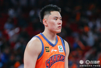 双李稳定贡献！李弘权12中5拿到12分5板 李添荣8中4拿8分6助2断