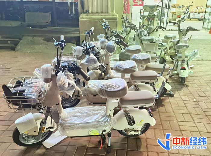 爱玛电动车 中新经纬周奕航摄
