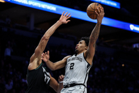 哈珀：赛季初的时候我总是犹豫&amp;总觉得自己是新秀 现在更加果断了