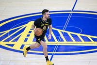 科尔：库里回归后会让他搭档斯潘塞上场 后者是我们赢球重要因素