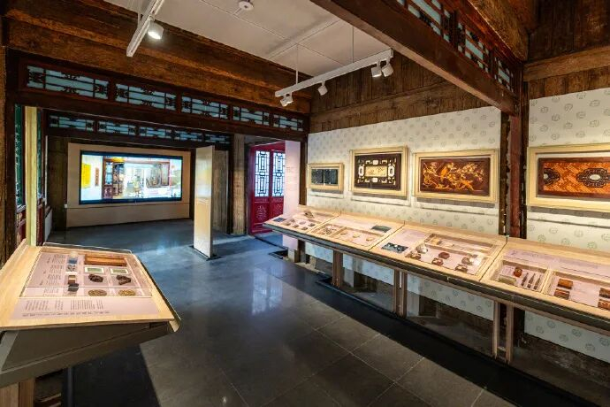 “天工匠心——宁寿宫花园的历史与守护”主题展览。故宫博物院供图