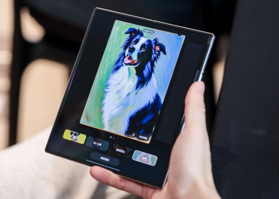 用AI头像一键生成风格化照片