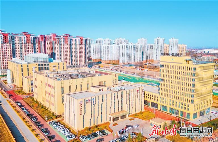庆阳全国一体化算力网络国家枢纽节点“东数西算”产业园。新甘肃·甘肃日报记者 丁凯