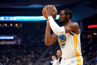 一直在关注！Stein：公牛仍然是对库明加感兴趣的球队