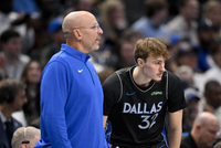 基德谈弗拉格：他真的能做任何事情 送出8助攻而且0失误