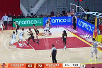 攻防压制！王睿泽三分命中 青岛轰16-2攻击波领先两位数打停深圳