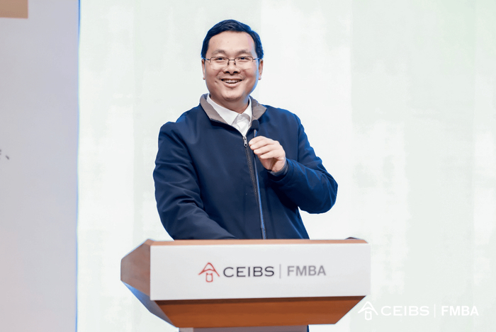 上海市科学技术委员会新能源技术处处长赵一新 开场致辞