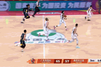 能下快攻的大中锋！2米11马鑫鑫反击接球双手暴扣