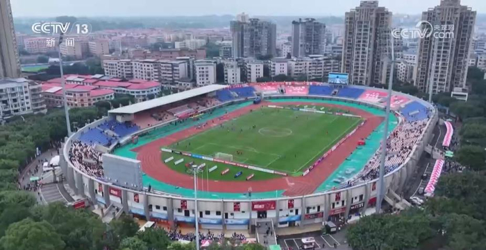 新闻周刊丨2026年中国经济向“内”求变 让老百姓“有钱花、敢花钱”