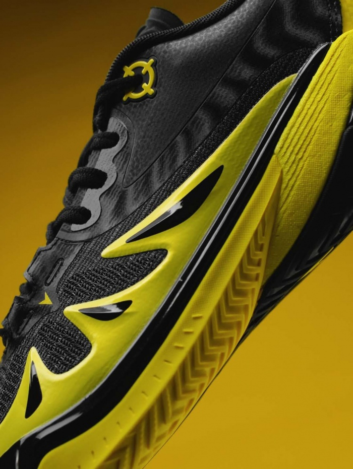 AR3 Yellow Jackets 细节