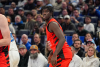 拓记：西索科太棒了 是合格且进步中的轮换球员 值得一份正式合同