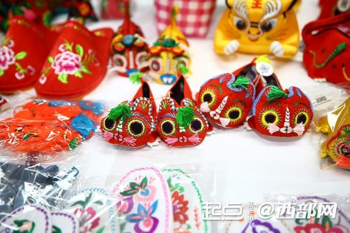 长武手工刺绣作品