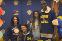 加内特女儿加盟密歇根大学女排 当年加内特也一度去密歇根打NCAA