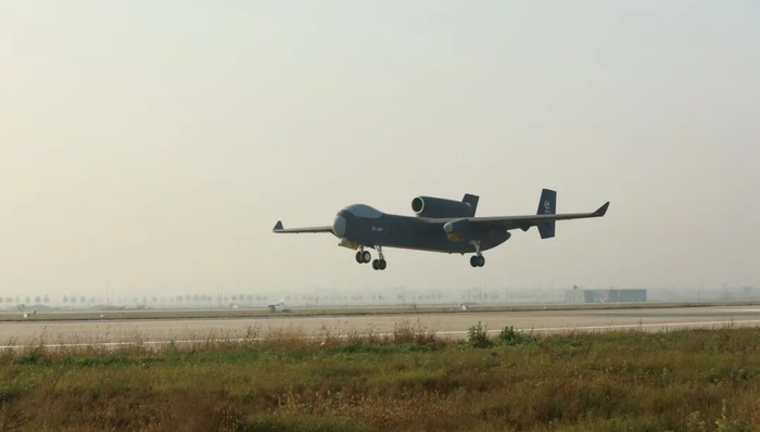 “九天”无人机成功首飞