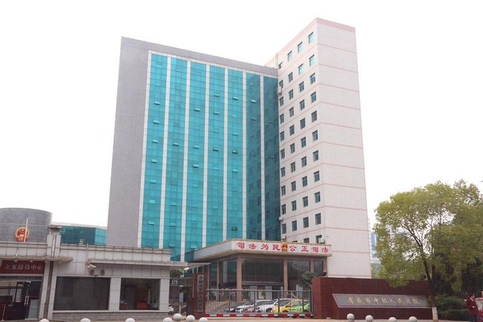 公安局副局长因“借款收息”等被控受贿罪，一审被判缓刑检方抗诉，二审未宣判