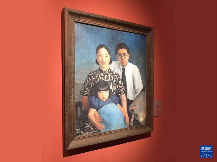 常书鸿在法国创作的油画《画家家庭》复制品（资料照片）。新华社记者 张玉洁 摄