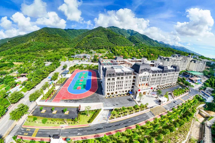 △肇庆市端州区广工商大实验学校。肇庆发布廖文奕 摄