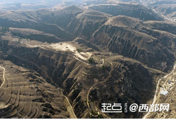 清涧寨沟遗址中后刘家塔墓地现场