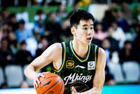 狂送9次失误！郭昊文10中6拿到18分1板3助2断 正负值-18