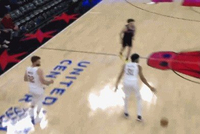 分差上双！吉迪砸传越过骑士防线助攻奥科吉轻松上篮 公牛一波7-0