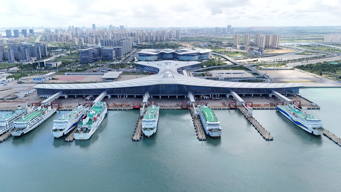 海口新海港（央广网发  海口海事局供图）