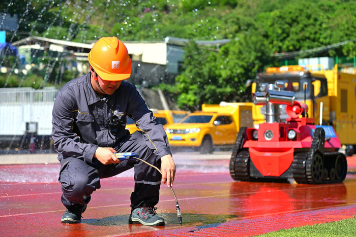 【迎峰度冬 能源保供】华润集团筑牢保供防线 守护万家温暖