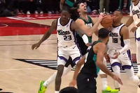 我有眼睛！美媒：阿夫迪亚肘击威少脸部 威少被吹犯规 国王输球