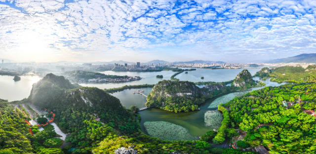 肇庆城市场景。梁亮 摄