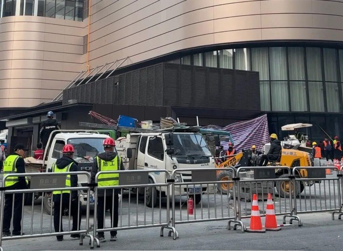 新乡胖东来三胖店正在紧张筹备中